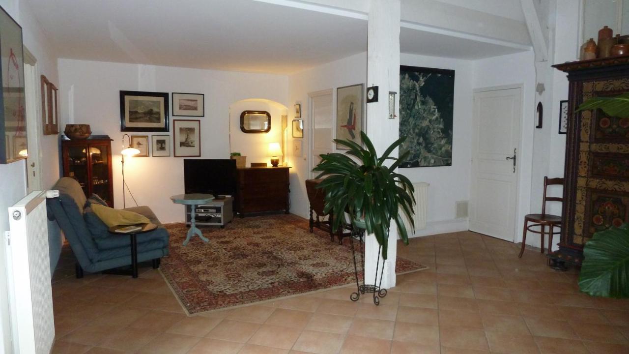 Appartement Pres De Dole Menotey Екстериор снимка